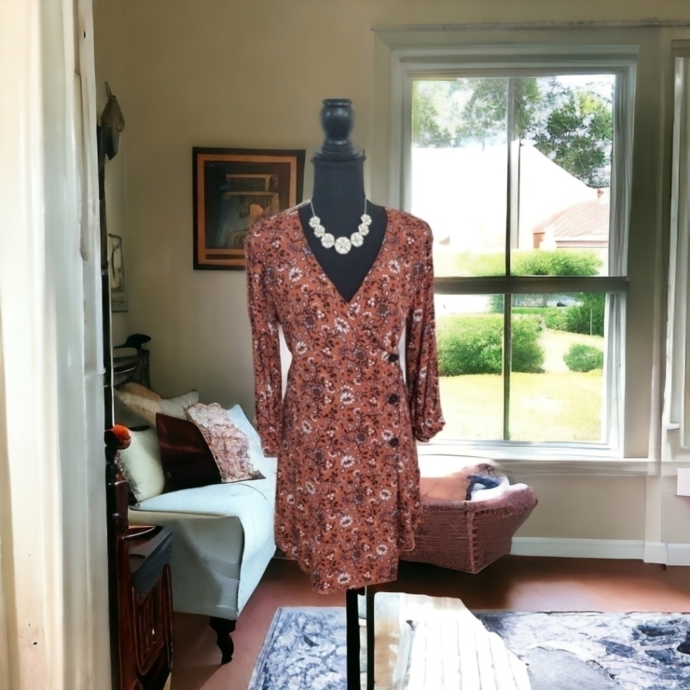 #126 Frank and Oak Ladies Flower Print Dress Size Medium - Picture 9 of 11